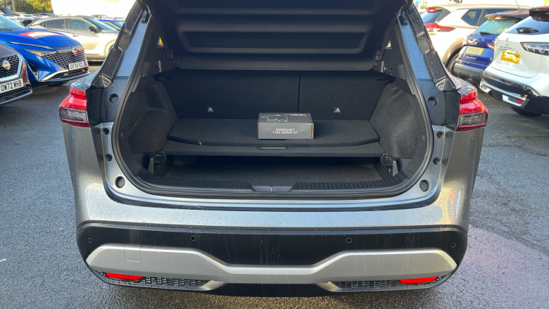 Nissan Qashqai 1.3 DiG-T MH 158 Tekna 5dr 4WD Xtronic Petrol Hatchback